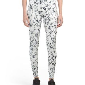 Balance Collection - Watercolor Black and White Snake Print Leggings - Ankle